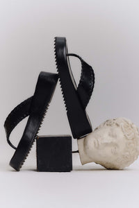 Flatform Alinhavo Preto